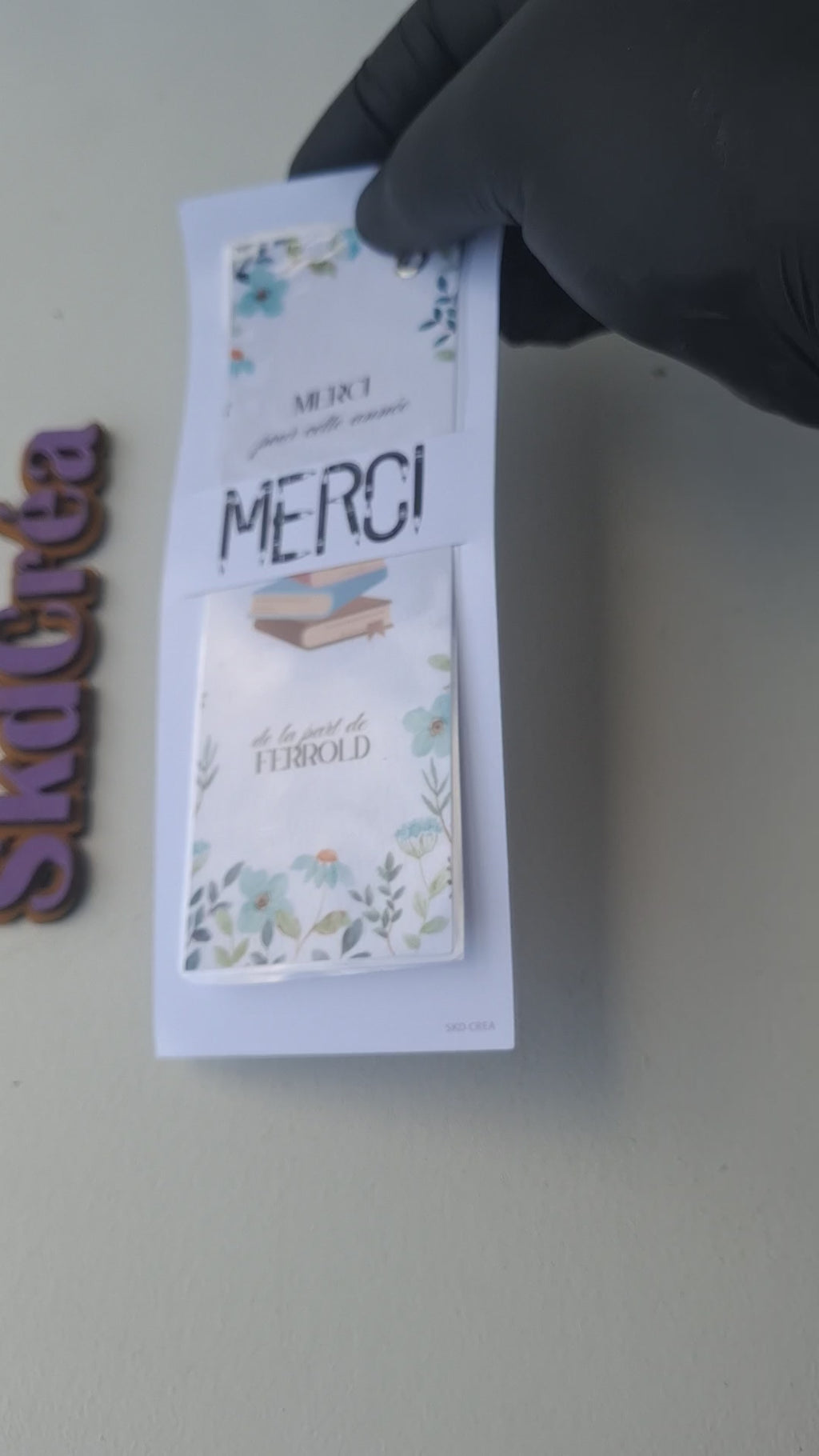 MARQUE-PAGE PERSONNALISÉ PREMIUM plastifié